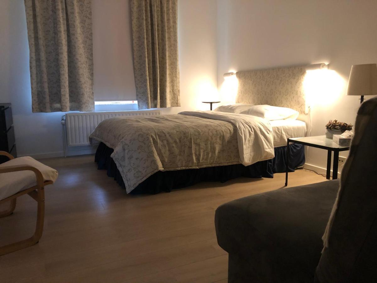 Cozy Guesthouse Loviano Esterno foto