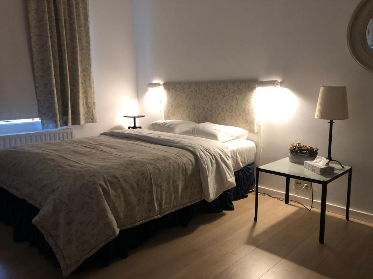 Cozy Guesthouse Loviano Esterno foto