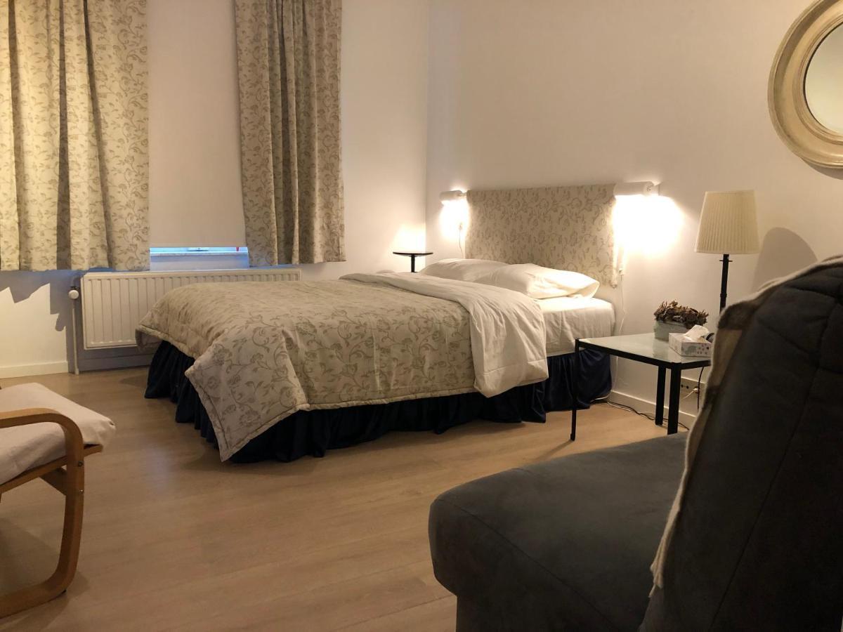 Cozy Guesthouse Loviano Esterno foto